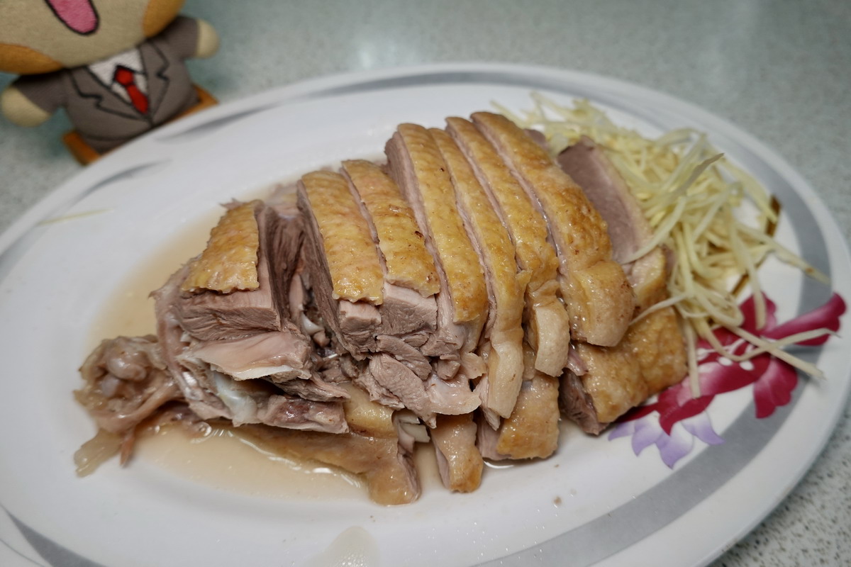 網站近期文章：【新北市金山美食】金山金包里鴨肉：北海岸傳奇！金山老街第一名店，客人自己端盤子拿菜，大小團體都合適 7173