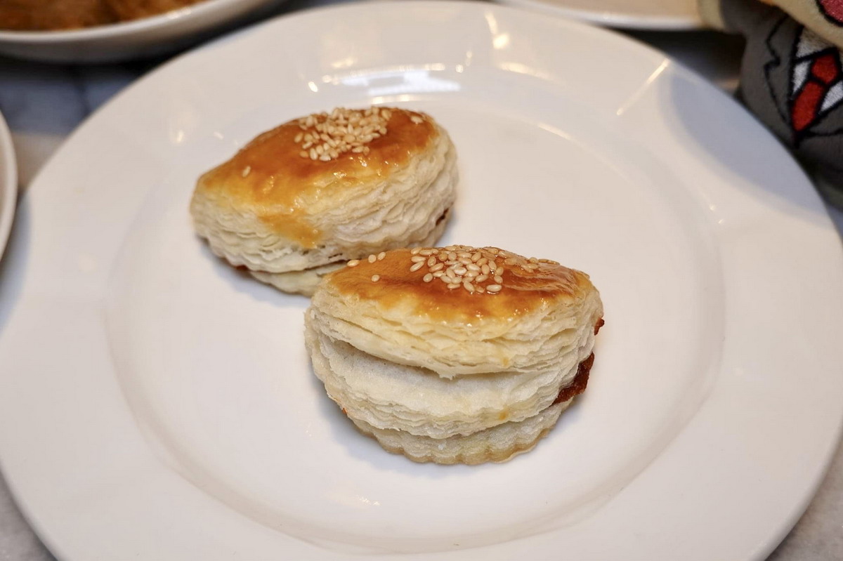 【台北士林站美食】故宮晶華：港式點心吃到飽！故宮博物院旁，國寶級高雅氣質廣東菜餐廳，還有華麗古典仕女包 6213