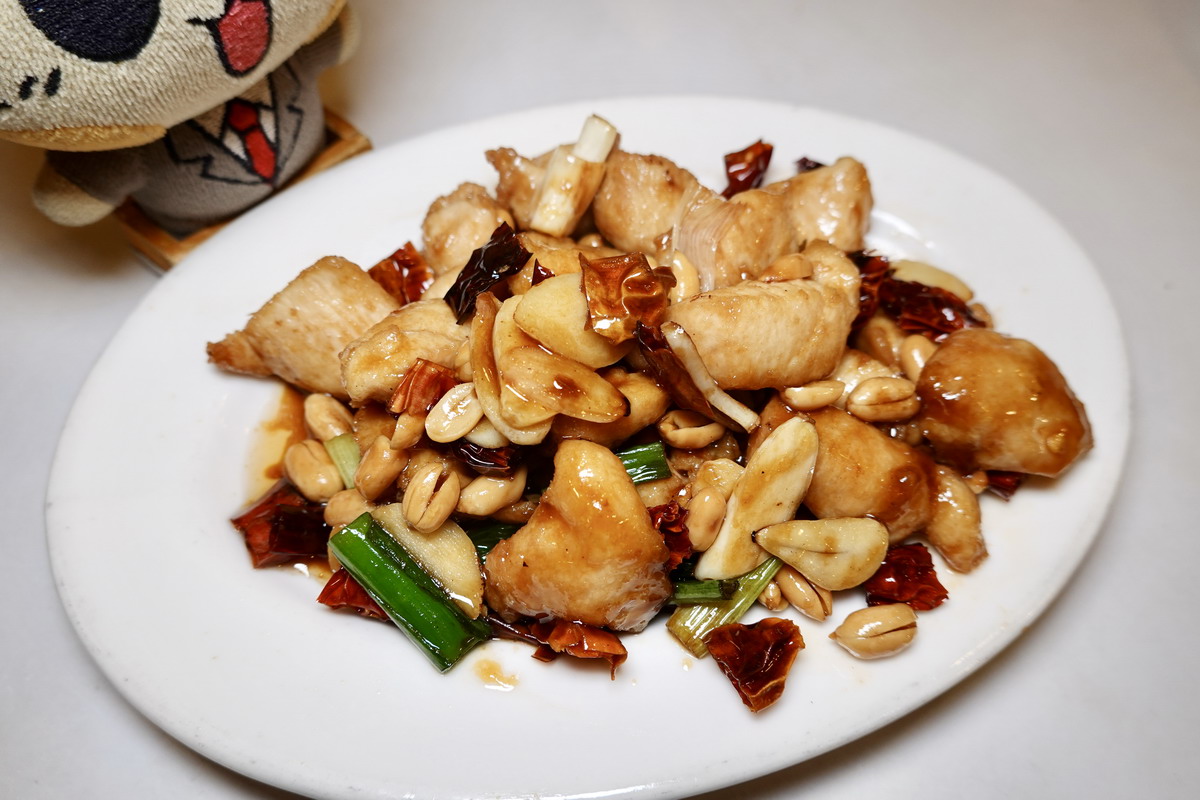 【台北中山國中站美食】聚園餐廳 2025：台北超便宜烤鴨，經濟實惠中菜老店還不收服務費，長輩最愛 7060