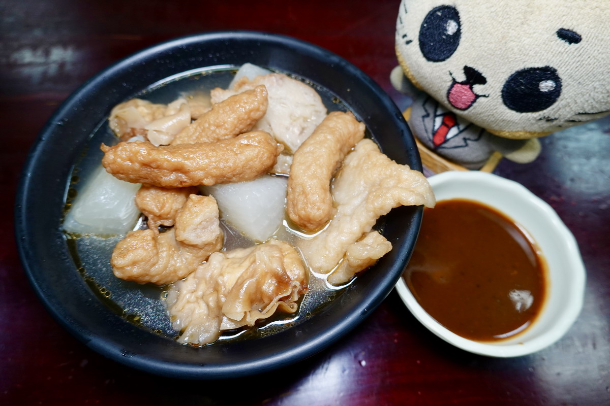 【台北龍山寺站美食】亞東甜不辣 2025：60年老店，龍山寺附近的萬華老記憶，還有米血糕 7066