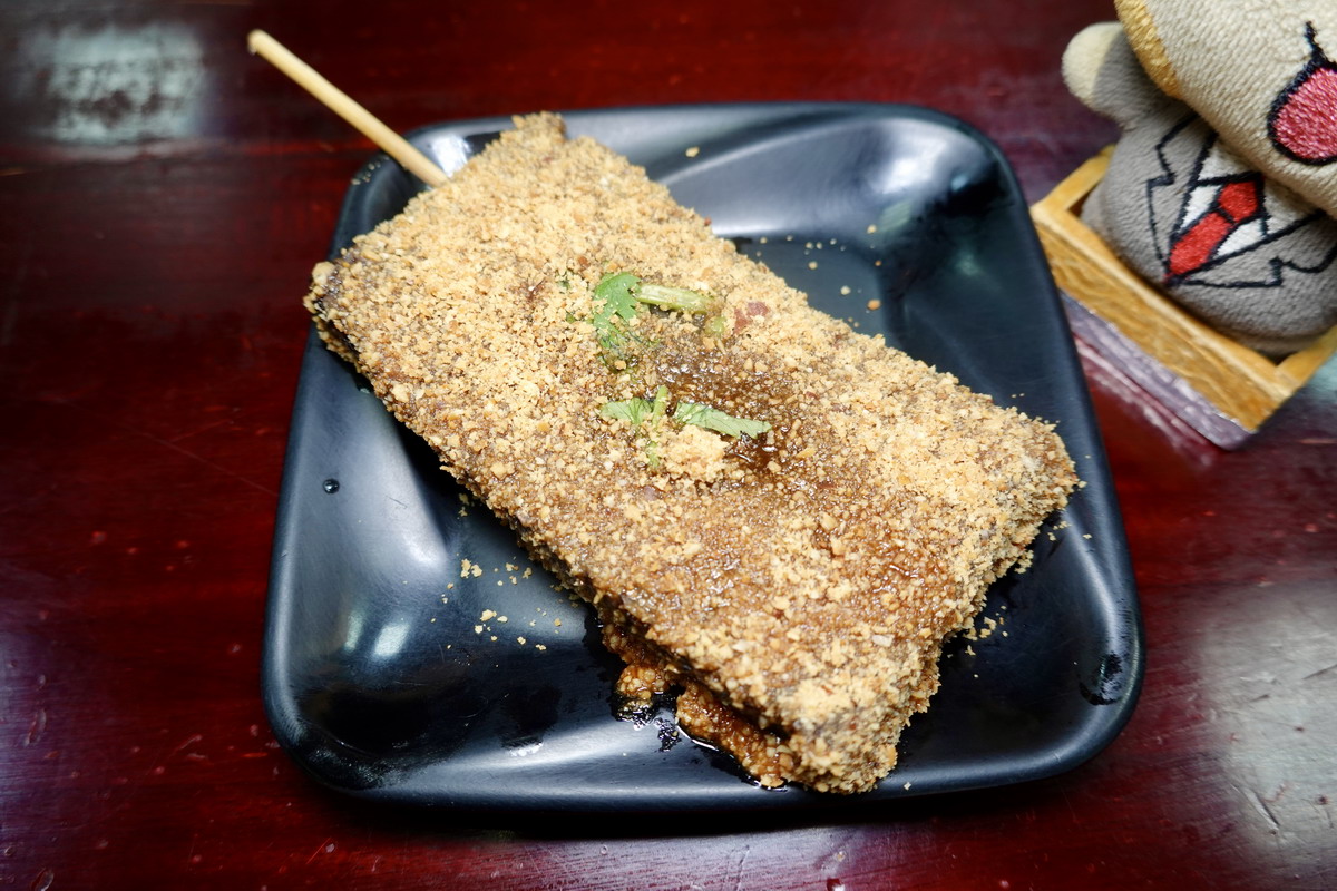 【台北龍山寺站美食】亞東甜不辣 2025：60年老店，龍山寺附近的萬華老記憶，還有米血糕 7066