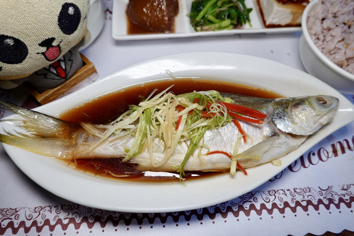 【台北中山站美食】滿樂門 2025：獨特的古蹟咖啡簡餐館，保存完好的1930年代仿巴洛克式紅磚建築 7090