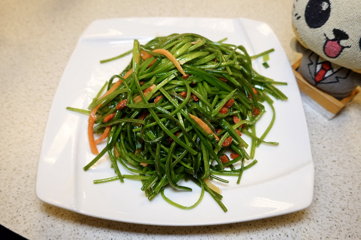 【台北南京復興站美食】萬珍樓 2025：一鴨三吃1650+10%，便宜實惠烤鴨與經濟合菜，還有午間個人商業午餐 7094