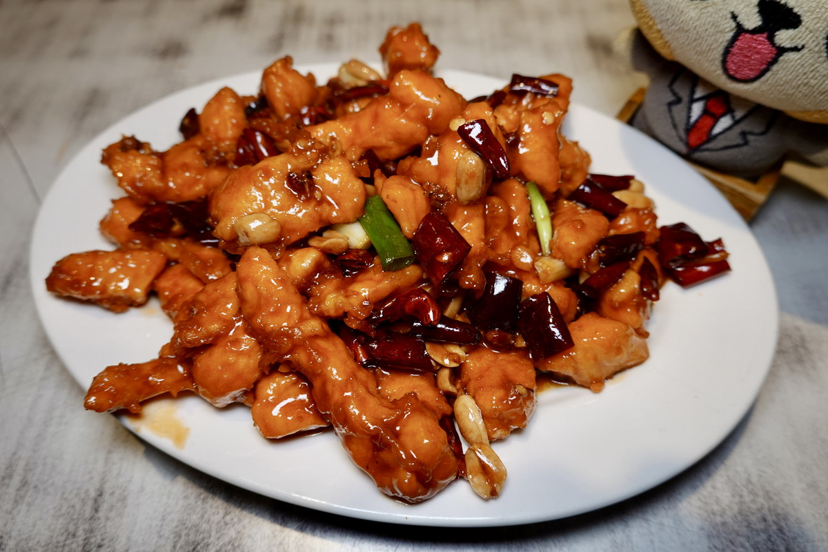 網站近期文章：【台北士林站美食】寶飽煲：捷運士林站巷弄中的美味小館，低調卻是生意興隆 7162