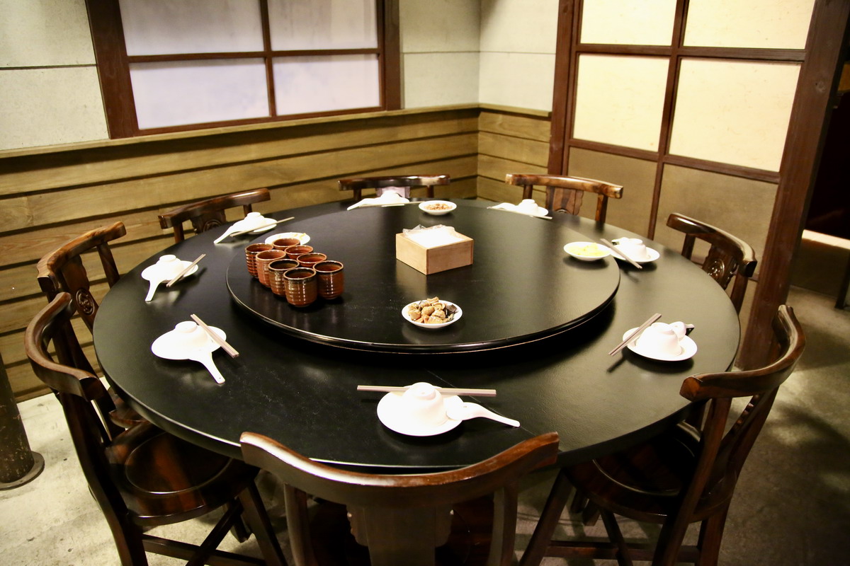【台北松江南京站美食】My灶:美味油亮滷肉飯與台菜小館,「輝達」黃仁勳也上門,特色手路菜要預約 7474 【台北松江南京站美食】My灶:美味油亮滷肉飯與台菜小館,「輝達」黃仁勳也上門,特色手路菜要預約 7474