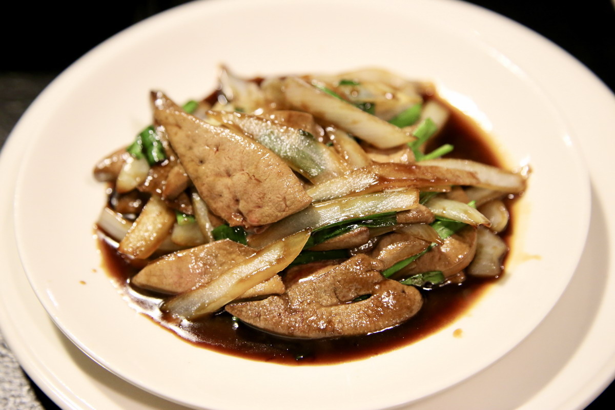 【台北松江南京站美食】My灶:美味油亮滷肉飯與台菜小館,「輝達」黃仁勳也上門,特色手路菜要預約 7474 【台北松江南京站美食】My灶:美味油亮滷肉飯與台菜小館,「輝達」黃仁勳也上門,特色手路菜要預約 7474