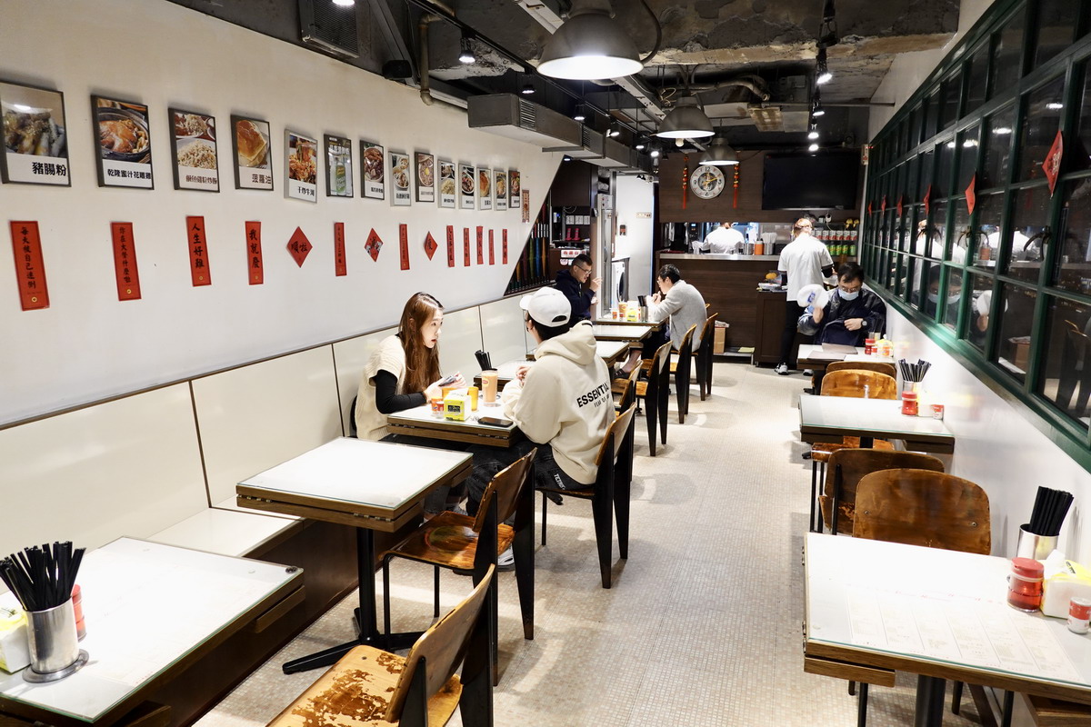 【台北西門站美食】維記茶餐廳：台灣第一家茶餐廳，1997年西門町創業，重現濃濃香港味（原維多利亞茶餐廳） 4846