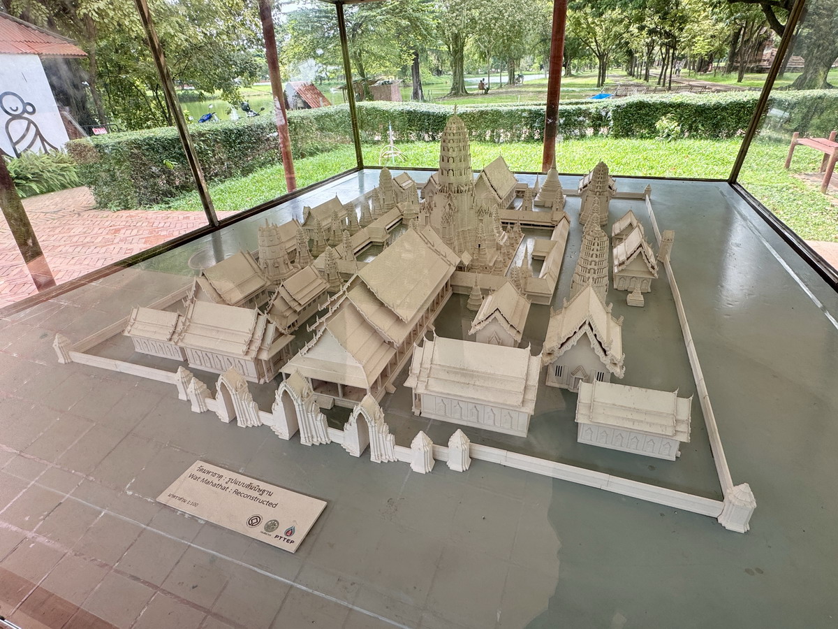 【泰國旅遊】大城府一日遊簡介：阿育陀耶王朝 Ayutthaya（大城王朝）首都遺跡，聯合國世界遺產，曼谷北方100公里的歷史小鎮（金剛旅行社包車一日遊） 7177