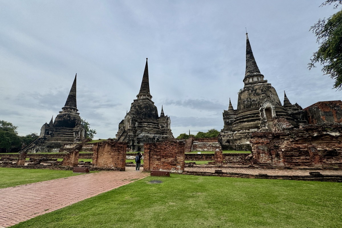 【泰國大城府旅遊】帕席桑碧寺 Wat Phra Si Sanphet：阿瑜陀耶大城著名遺跡，三座高大佛塔是標誌 7179