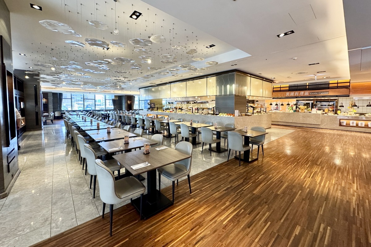 【台北龍山寺站美食】凱達大飯店百宴自助餐 2025：在地人的好鄰居，萬華區五星級飯店吃到飽，區民打8折，60歲長者75折 7149