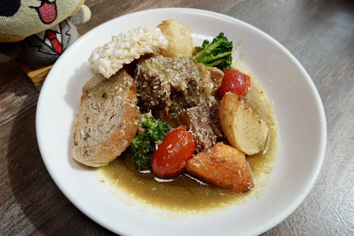 【台北龍山寺站美食】凱達大飯店百宴自助餐 2025：在地人的好鄰居，萬華區五星級飯店吃到飽，區民打8折，60歲長者75折 7149