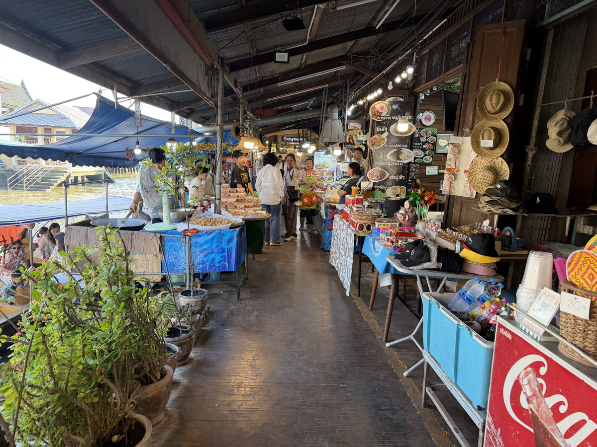 【泰國沙慕頌勘府旅遊】安帕瓦水上市場 Amphawa Floating Market 2026：泰國特色水上市場，悠閒享受河畔風光 7218