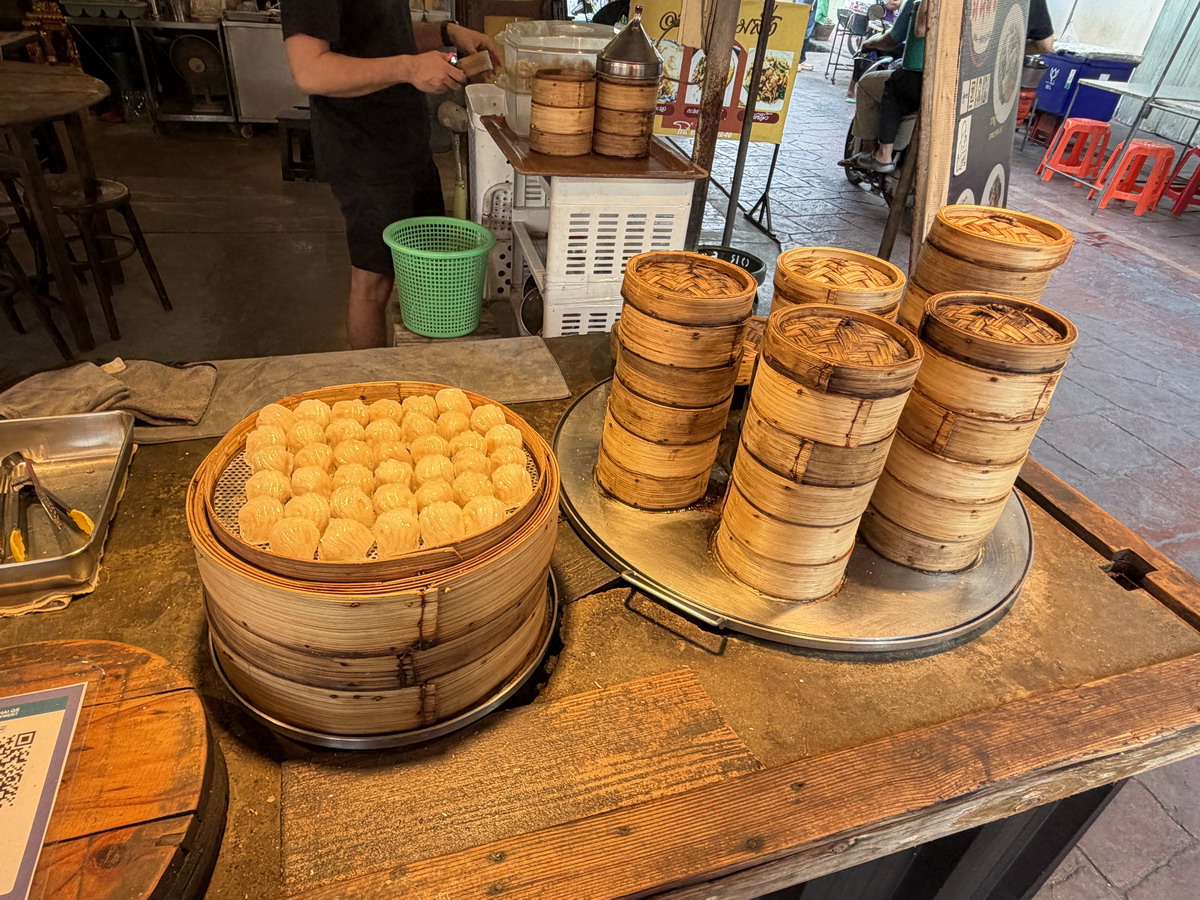 【泰國沙慕頌勘府旅遊】安帕瓦水上市場 Amphawa Floating Market 2026：泰國特色水上市場，悠閒享受河畔風光 7218