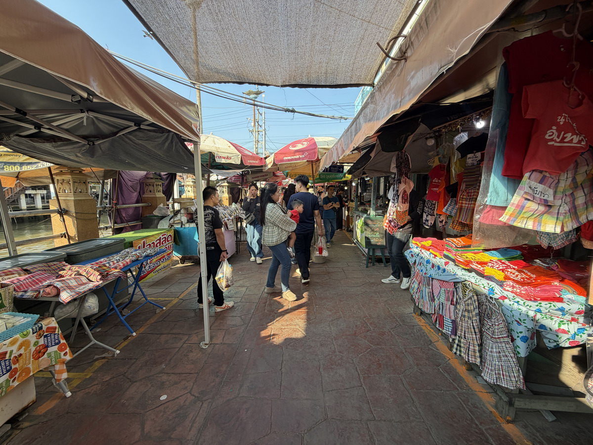 【泰國沙慕頌勘府旅遊】安帕瓦水上市場 Amphawa Floating Market 2026：泰國特色水上市場，悠閒享受河畔風光 7218