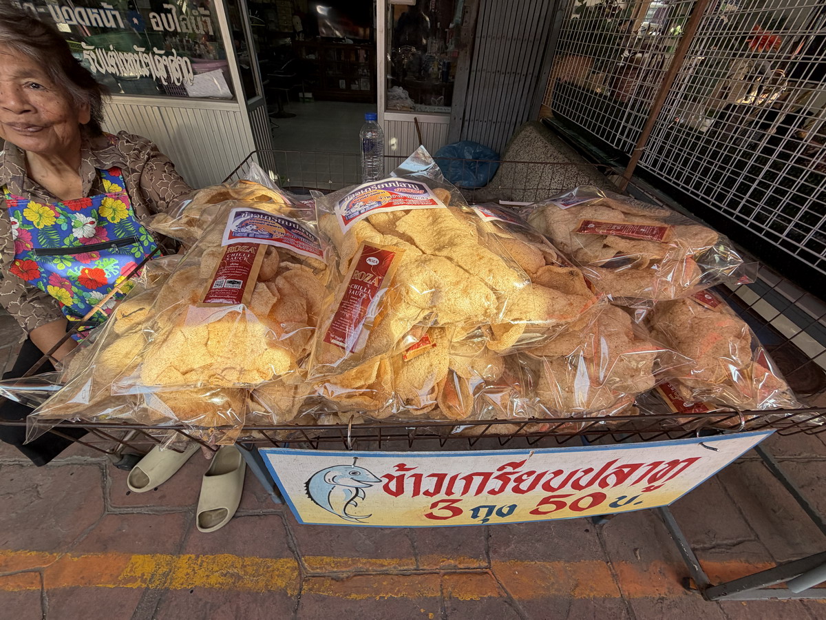 【泰國沙慕頌勘府旅遊】安帕瓦水上市場 Amphawa Floating Market 2026：泰國特色水上市場，悠閒享受河畔風光 7218
