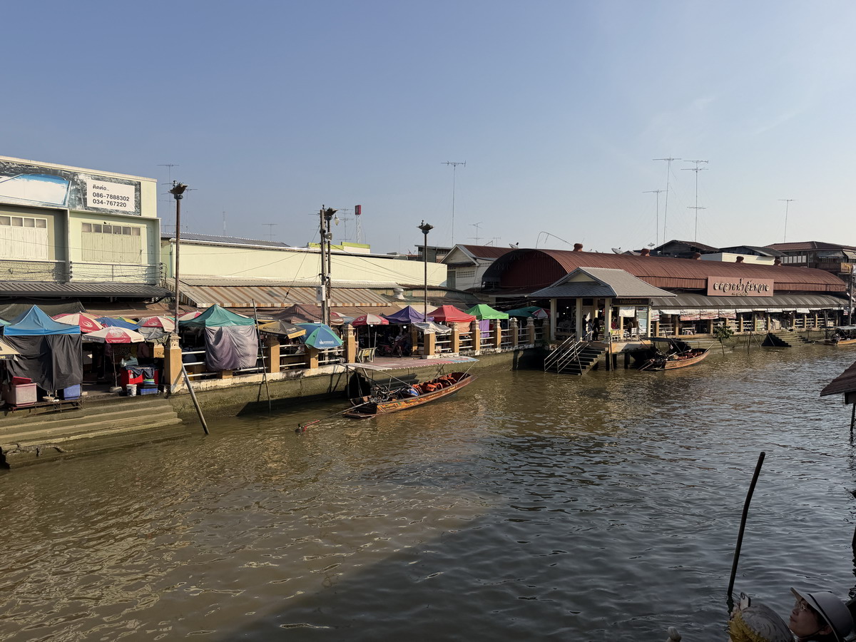 【泰國沙慕頌勘府旅遊】安帕瓦水上市場 Amphawa Floating Market 2026：泰國特色水上市場，悠閒享受河畔風光 7218