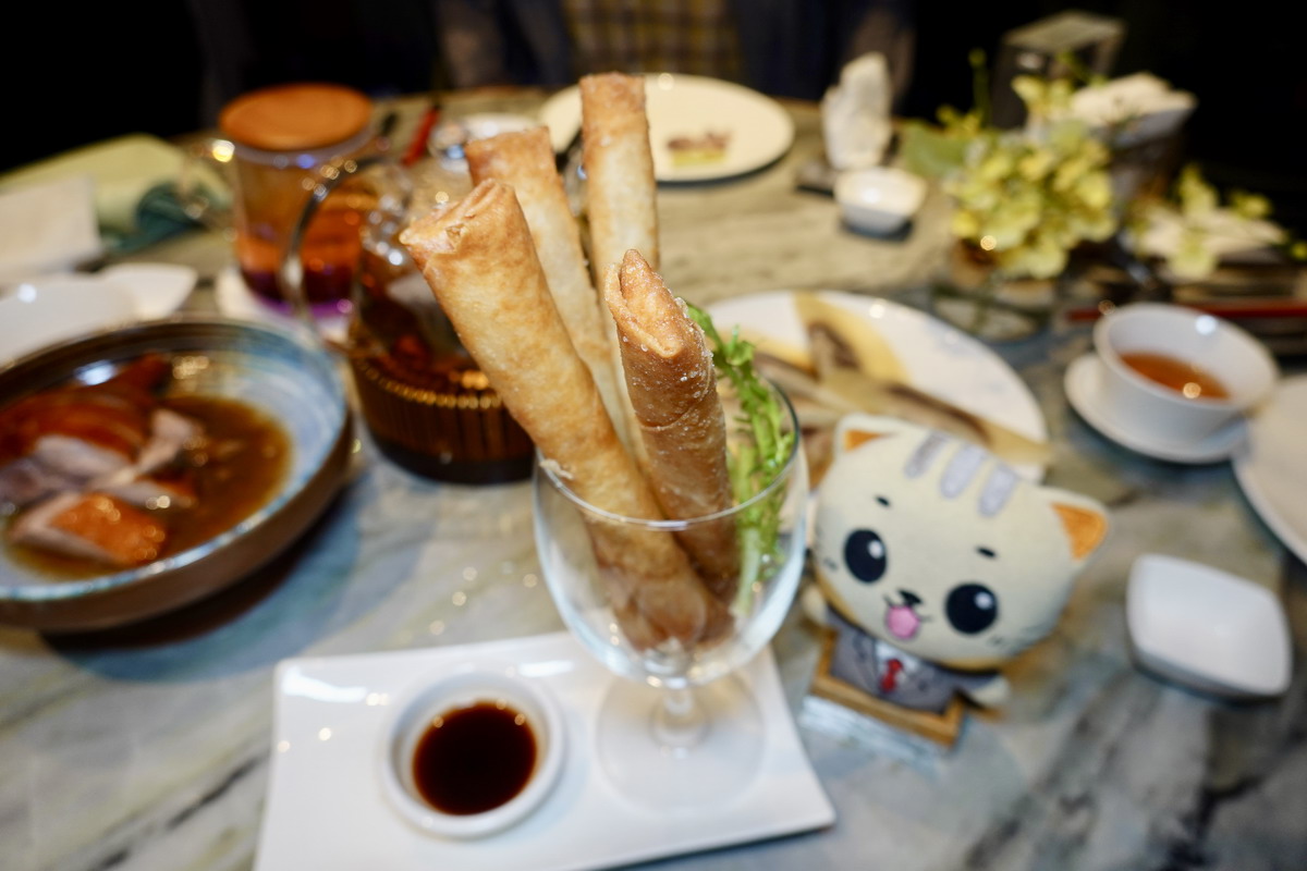 【台北國父紀念館站美食】漢來名人坊-台北大巨蛋店 2026:香港米其林名店進駐台北大巨蛋,精緻美味廣東菜,烤鴨必吃,多道私房菜讓人驚豔 7492 【台北國父紀念館站美食】漢來名人坊-台北大巨蛋店 2026:香港米其林名店進駐台北大巨蛋,精緻美味廣東菜,烤鴨必吃,多道私房菜讓人驚豔 7492