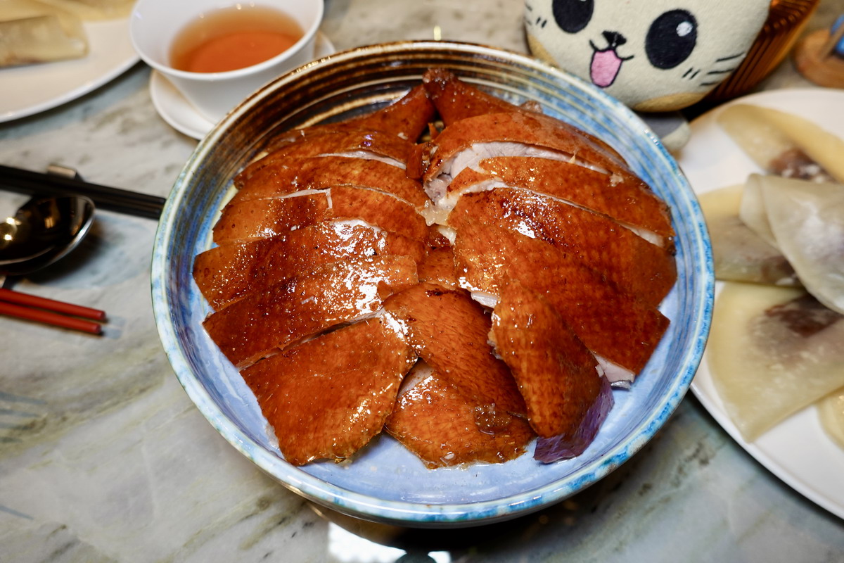 【台北國父紀念館站美食】漢來名人坊-台北大巨蛋店 2026:香港米其林名店進駐台北大巨蛋,精緻美味廣東菜,烤鴨必吃,多道私房菜讓人驚豔 7492 【台北國父紀念館站美食】漢來名人坊-台北大巨蛋店 2026:香港米其林名店進駐台北大巨蛋,精緻美味廣東菜,烤鴨必吃,多道私房菜讓人驚豔 7492