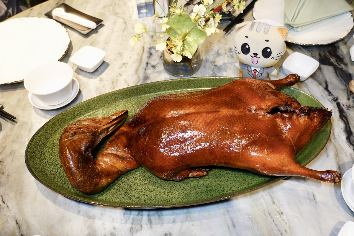 【台北國父紀念館站美食】漢來名人坊-台北大巨蛋店 2026:香港米其林名店進駐台北大巨蛋,精緻美味廣東菜,烤鴨必吃,多道私房菜讓人驚豔 7492 【台北國父紀念館站美食】漢來名人坊-台北大巨蛋店 2026:香港米其林名店進駐台北大巨蛋,精緻美味廣東菜,烤鴨必吃,多道私房菜讓人驚豔 7492