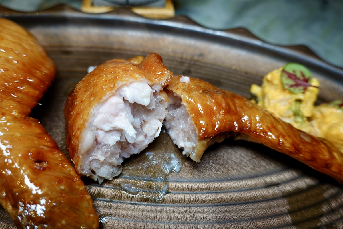 【台北國父紀念館站美食】漢來名人坊-台北大巨蛋店 2026:香港米其林名店進駐台北大巨蛋,精緻美味廣東菜,烤鴨必吃,多道私房菜讓人驚豔 7492 【台北國父紀念館站美食】漢來名人坊-台北大巨蛋店 2026:香港米其林名店進駐台北大巨蛋,精緻美味廣東菜,烤鴨必吃,多道私房菜讓人驚豔 7492