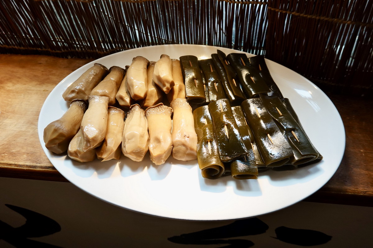 【台北木柵美食】江記水盆羊肉 2025:政大商圈西安姑娘的陜西特色菜及麵點,即將搬遷並停止內用 6954 【台北木柵美食】江記水盆羊肉 2025:政大商圈西安姑娘的陜西特色菜及麵點,即將搬遷並停止內用 6954