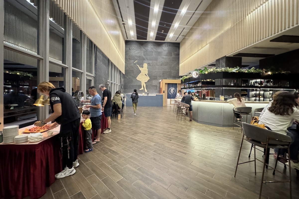 【宜蘭五結住宿】宜蘭綠舞國際觀光飯店 2025:一秒到日本!佔地5.25公頃,全台獨有日式主題園區與度假 Villa、露營車,還有可愛水豚及羊駝,情侶家庭親子度假好地方 6881 【宜蘭五結住宿】宜蘭綠舞國際觀光飯店 2025:一秒到日本!佔地5.25公頃,全台獨有日式主題園區與度假 Villa、露營車,還有可愛水豚及羊駝,情侶家庭親子度假好地方 6881