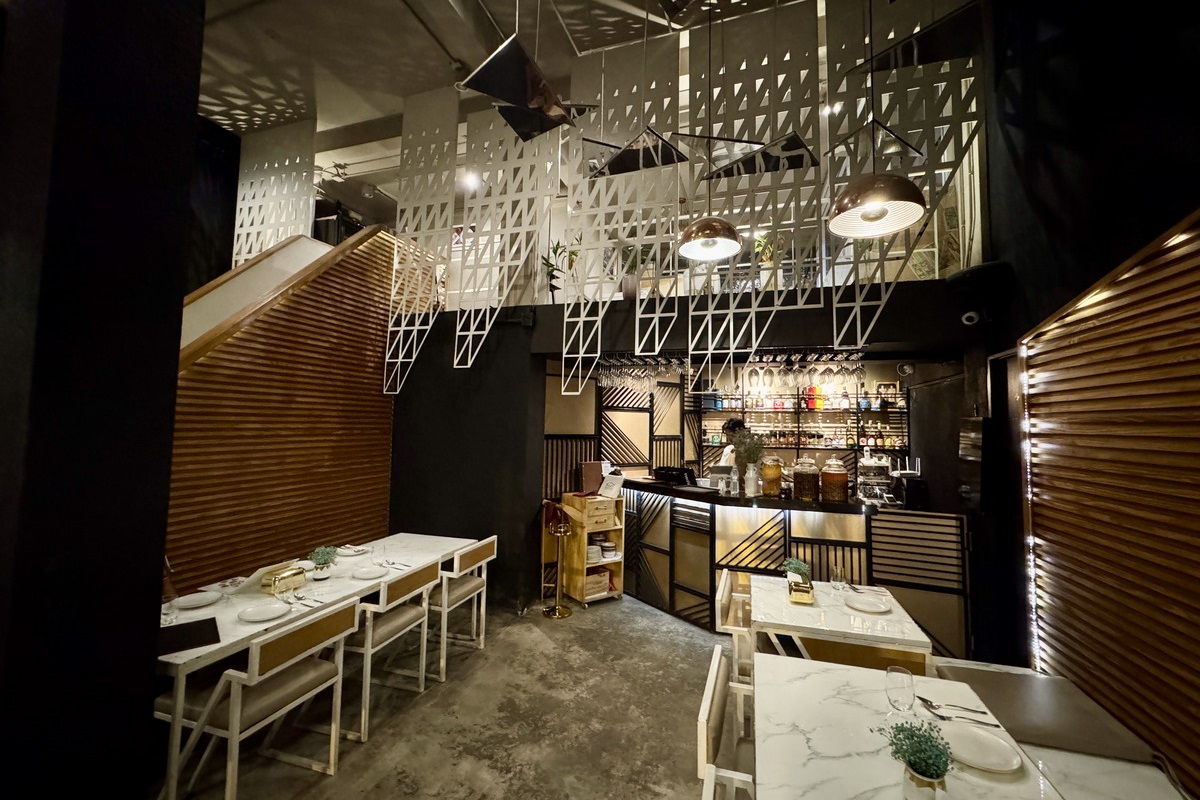 【泰國曼谷美食】Baan Restaurant Bangkok 泰式家庭料理 2025：米其林入選，泰國名廚的家傳食譜，傳統泰國菜的改良 7135