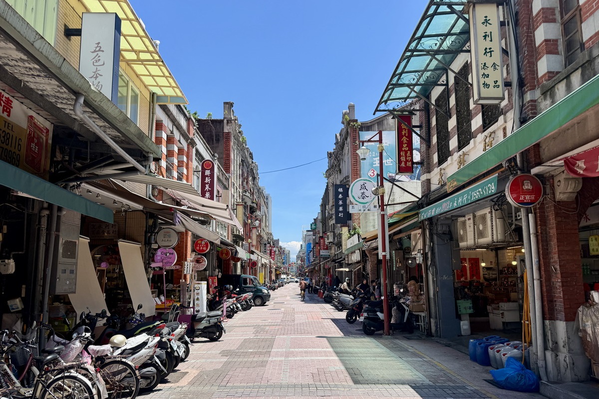 【台北大橋頭站美食】夏樹甜品 2026：大稻埕迪化街上健康實在的杏仁豆腐與杏仁雪花冰 7434