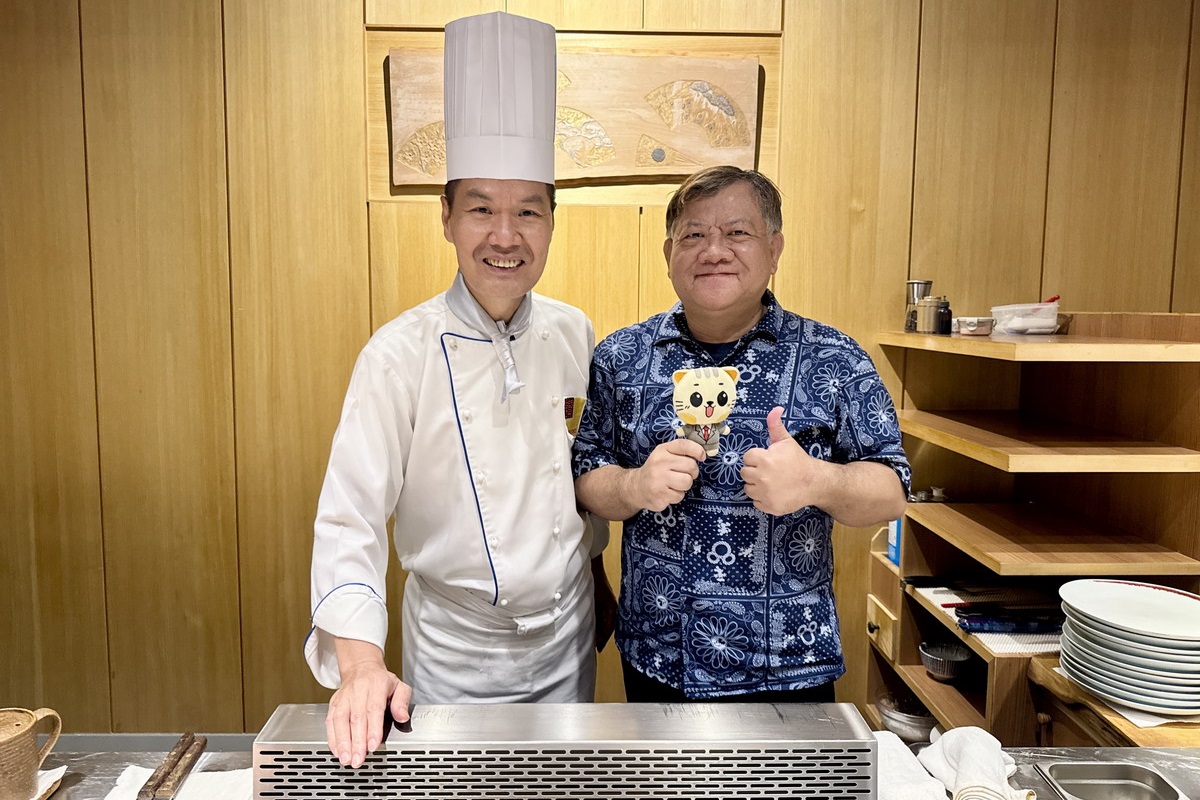【台北劍潭站美食】讚鐵板燒 2025：隱藏在地下室的總統級鐵板燒，政商名流藝人喜愛的超私密空間，米其林入選，餐盤用的是愛馬仕 7032