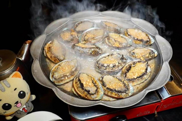 即時熱門文章：【新北市土城美食】青青餐廳：李安導演《飲食男女》廚藝顧問阿發師與他的30年婚宴台菜餐廳 4419