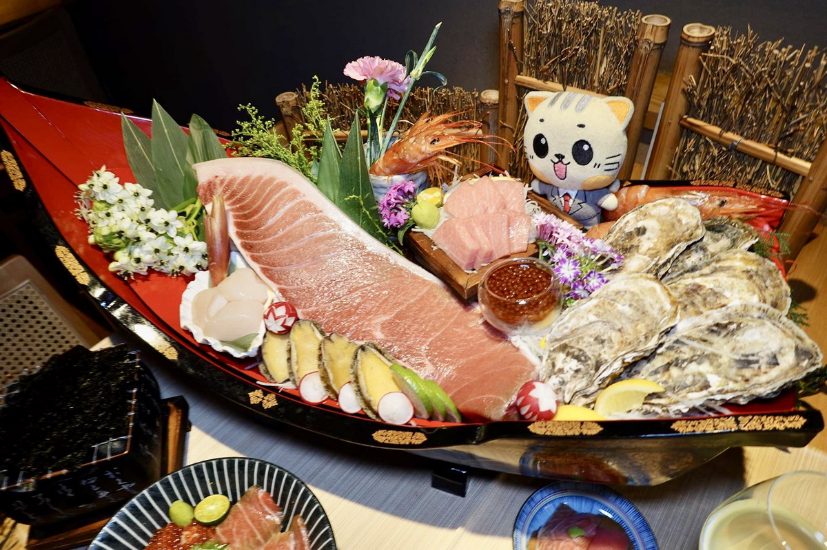 【台北市政府站美食】黑鮪魚就是王道！日本橋海鮮丼つじ半 Tsujihan，東京名店超犯規海鮮珠寶盒 4995