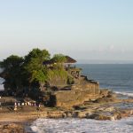 今日熱門文章：【印尼峇里島旅遊】海神廟 Pura Luhur Tanah Lot：觀光客必遊，海潮中的廟宇 439