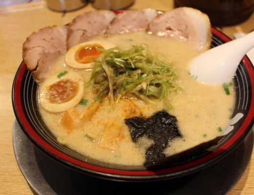 【台北中山站美食】屯京拉麵：歷久不衰，排隊人氣日本拉麵 1755 @貓大爺