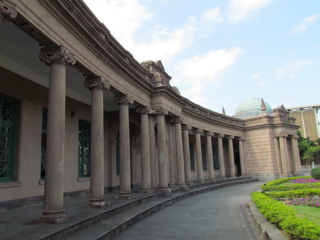 【台北市旅遊】自來水博物館園區：熱門婚紗景點與登山步道 2556 @貓大爺