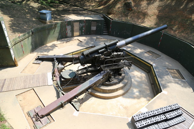 【馬祖南竿旅遊】大砲連營區：國軍史上最大口徑的240巨砲 2854 @貓大爺