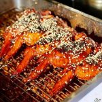 今日熱門文章：【新北平溪線美食】溜哥燒烤雞翅包飯：十分老街韓妹最愛排隊名店 2972