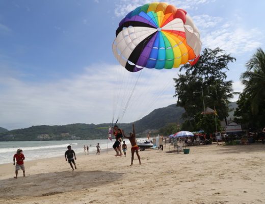 【泰國普吉島旅遊】芭東海灘 Patong Beach：觀光客必遊，普吉島最熱鬧的海灘 3113 @貓大爺