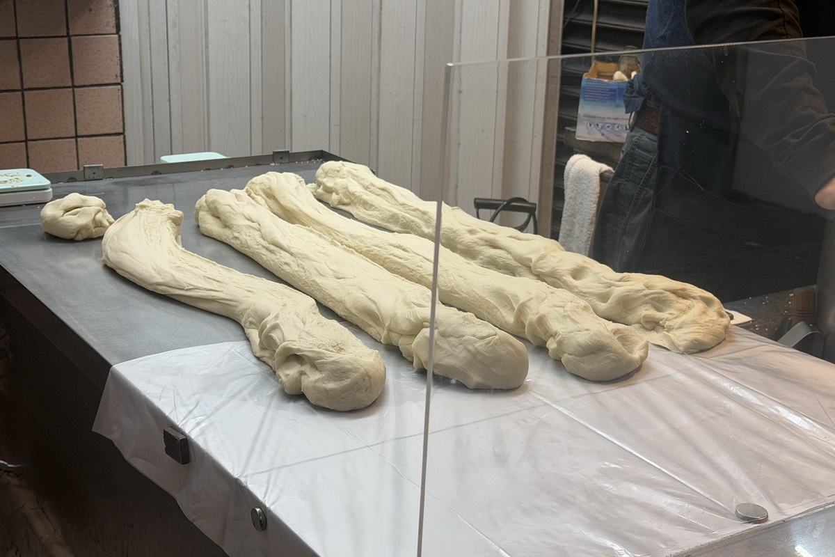 【台北車站美食】福元胡椒餅 2026：咬下去會噴汁的胡椒餅，不訂吃不到，華陰街超人氣傳統點心 7199