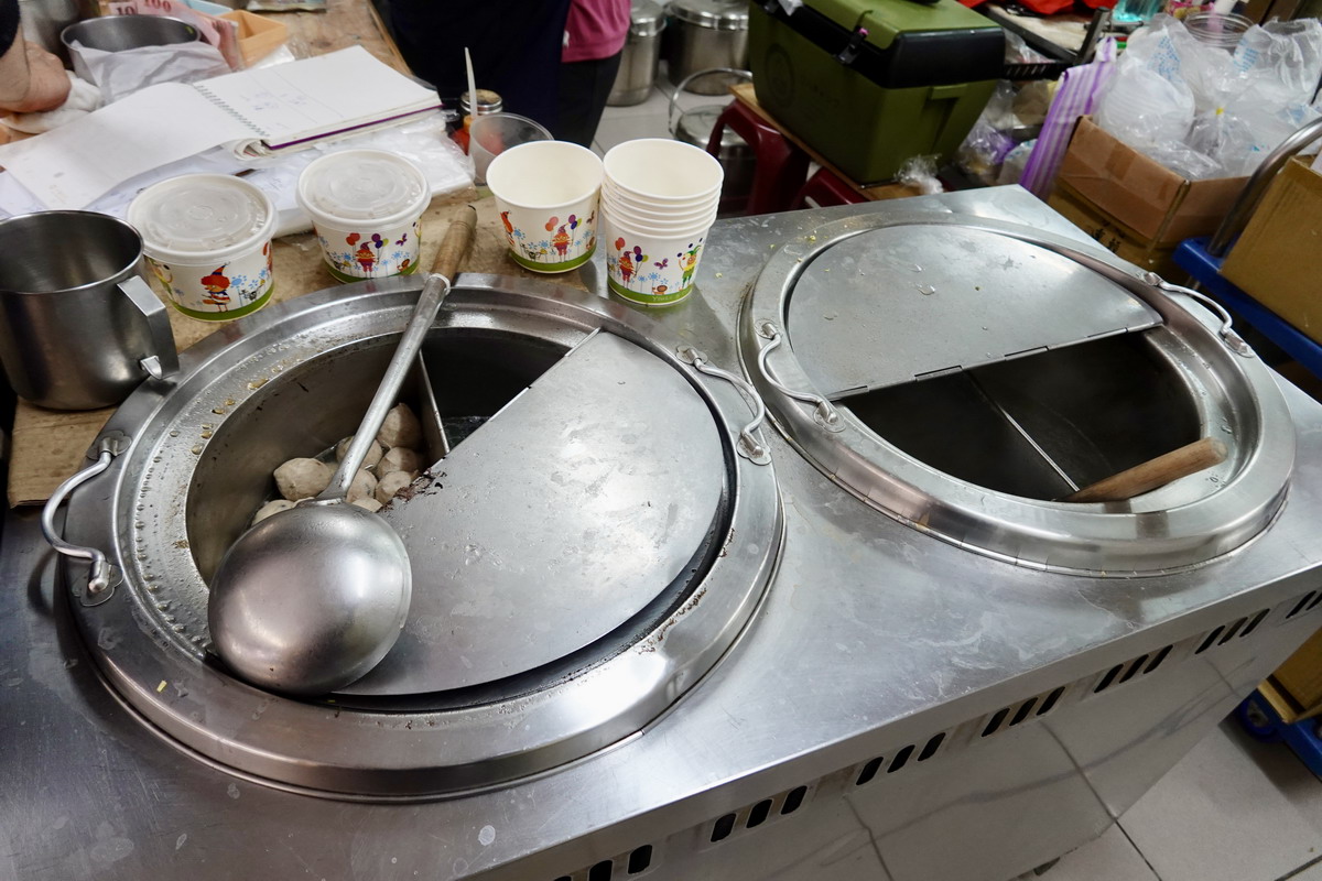【台北南京復興站美食】阿財彰化肉圓 2025：台北超人氣排隊肉圓，安東街肉圓兄弟店，肉圓控必吃 6969