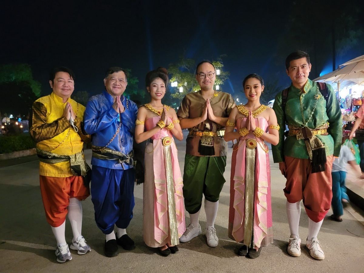 【泰國素可泰府旅遊】素可泰水燈節 Loi Krathong Sukhothai：泰國年度兩大慶典之一，到泰北素可泰參加放水燈盛事，也是泰國情人節 5350