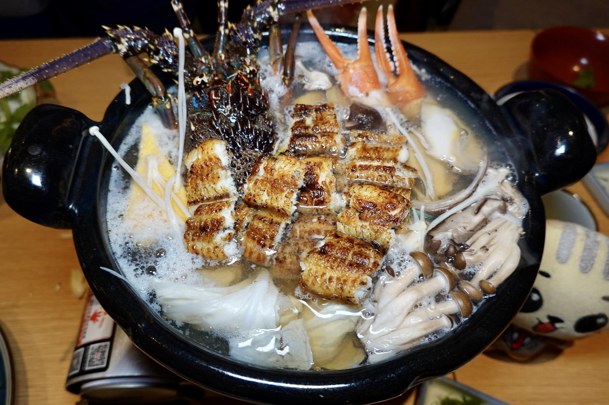 【台北劍南站美食】你吃過鰻魚龍蝦火鍋嗎？還有獨家鰻魚+近江和牛，日本百年老店田舍庵開台灣二店，小倉屋大直店：春大直商場內的鰻魚香 5434 @貓大爺