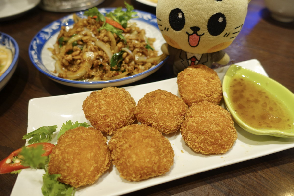 【台北信義安和站美食】銀泰小館 2026：抗漲省錢必備口袋名單，價錢便宜又好吃，臨江街夜市高CP值泰國菜小館，泰國鄉親也會來捧場 7194