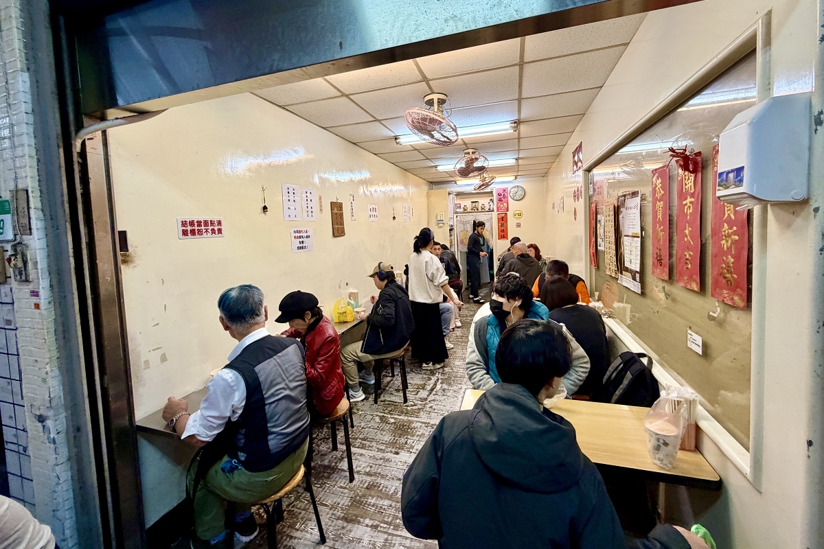 【台北士林站美食】好朋友涼麵 2026：士林夜市米其林必比登推介涼麵店，本地人和觀光客都會來 7192