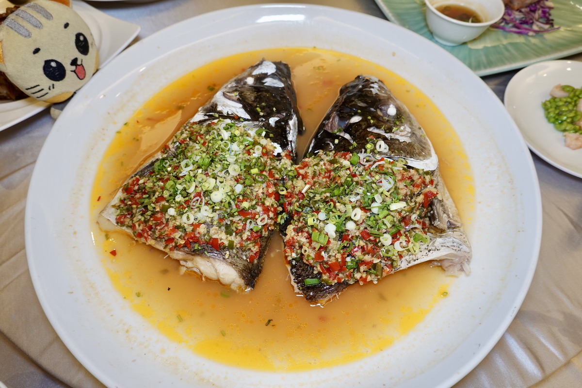 網站近期文章：【台北小巨蛋站美食】點水樓南京店 2025：山珍海味齊聚一堂，一年四季都豐盛美味，還有特別的 Do Re Mi 和超酷的炸愛玉！ 6945