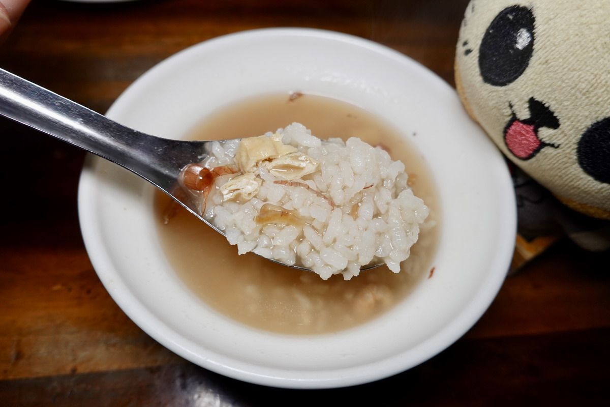 【台北龍山寺站美食】周記肉粥店 2025:台北三大台式紅燒肉之一,萬華剝皮寮美食地標,70年肉粥老店,在地人的台式早餐 6975 【台北龍山寺站美食】周記肉粥店 2025:台北三大台式紅燒肉之一,萬華剝皮寮美食地標,70年肉粥老店,在地人的台式早餐 6975