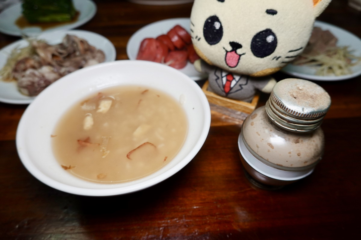 【台北龍山寺站美食】周記肉粥店 2025:台北三大台式紅燒肉之一,萬華剝皮寮美食地標,70年肉粥老店,在地人的台式早餐 6975 【台北龍山寺站美食】周記肉粥店 2025:台北三大台式紅燒肉之一,萬華剝皮寮美食地標,70年肉粥老店,在地人的台式早餐 6975