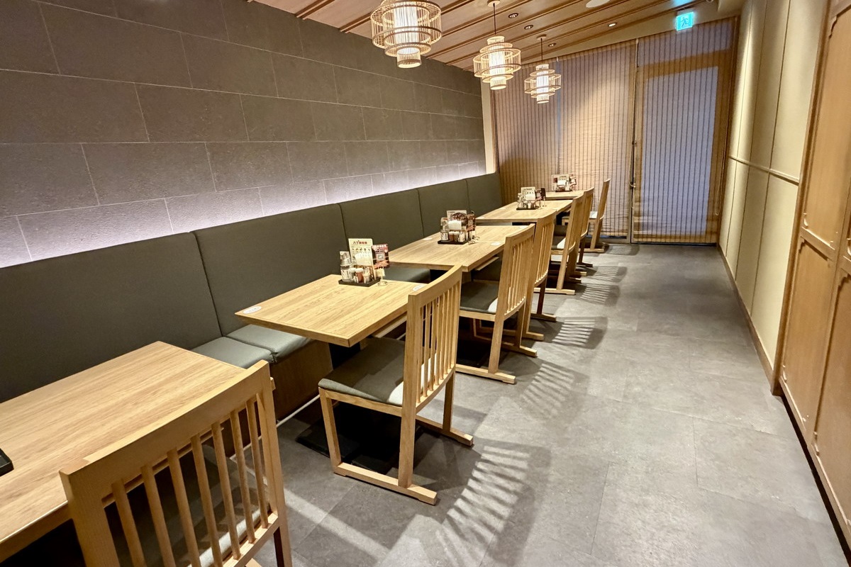 【台北南京復興站美食】鈴成鰻魚飯 Suzunari Hitsumabushi 2026：日本名古屋鰻魚飯名店「備長」來台灣開店，不僅有鰻魚飯三吃，可以雙拼牛、豬、雞肉，還有特色日式八丁味噌煮 7387