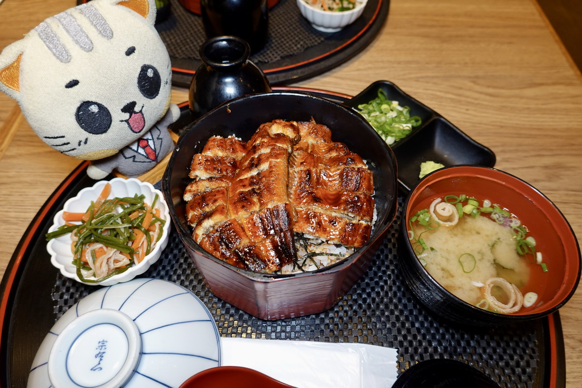 【台北南京復興站美食】鈴成鰻魚飯 Suzunari Hitsumabushi 2026：日本名古屋鰻魚飯名店「備長」來台灣開店，不僅有鰻魚飯三吃，可以雙拼牛、豬、雞肉，還有特色日式八丁味噌煮 7387