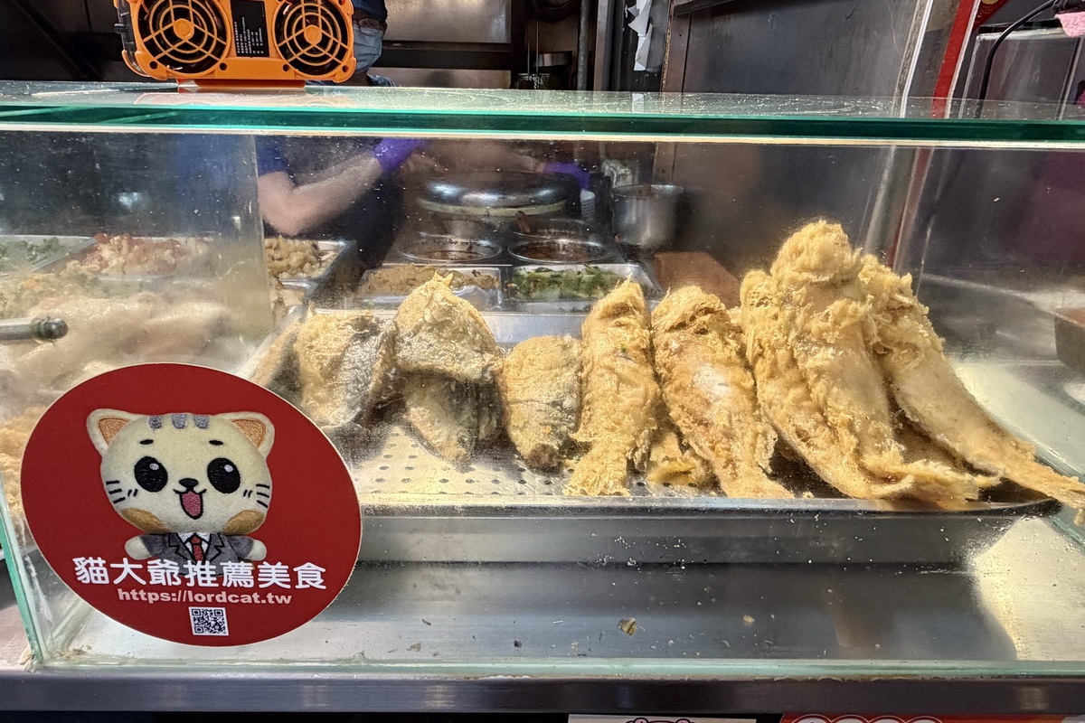 【台北龍山寺站美食】忠義號古早味台式便當 2026:1922年創立百年老招牌,大支炸雞腿、炸馬頭魚,高CP值便當,價錢超佛心 7452 【台北龍山寺站美食】忠義號古早味台式便當 2026:1922年創立百年老招牌,大支炸雞腿、炸馬頭魚,高CP值便當,價錢超佛心 7452