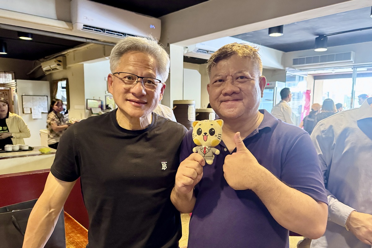 即時熱門文章：【台北西湖站美食】牛耳精緻麵館 2025：兆元男輝達 Nvidia 黃仁勳的牛肉麵愛店！天然健康不添加化學品，內湖科學園區旁的麵店，內湖上班族一定要收口袋 626